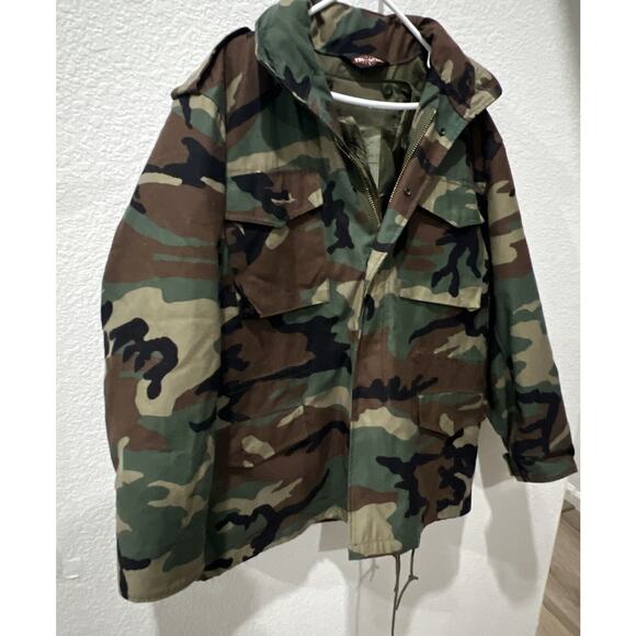 Tru-Spec military cold weather Camouflage Jacket Heavy Duty Size Medium - Picture 1 of 8
